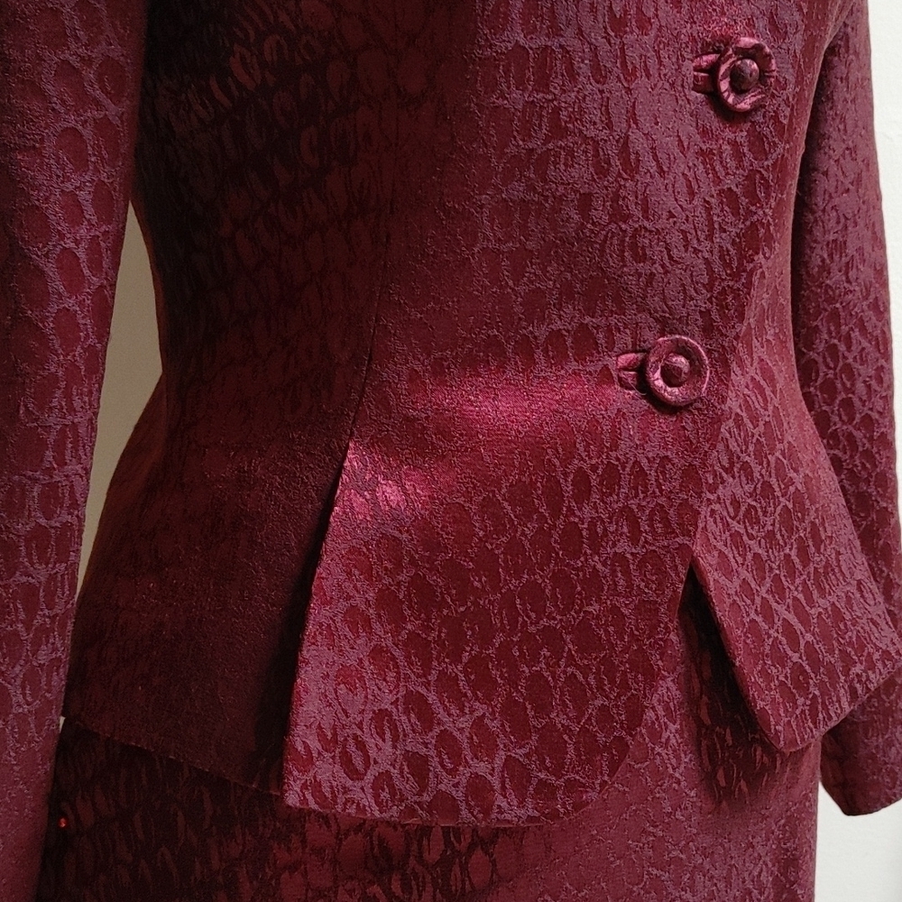 Wool & Silk Brocade Albert Nipon Petite Suit in Burgundy - Picture 3 of 16